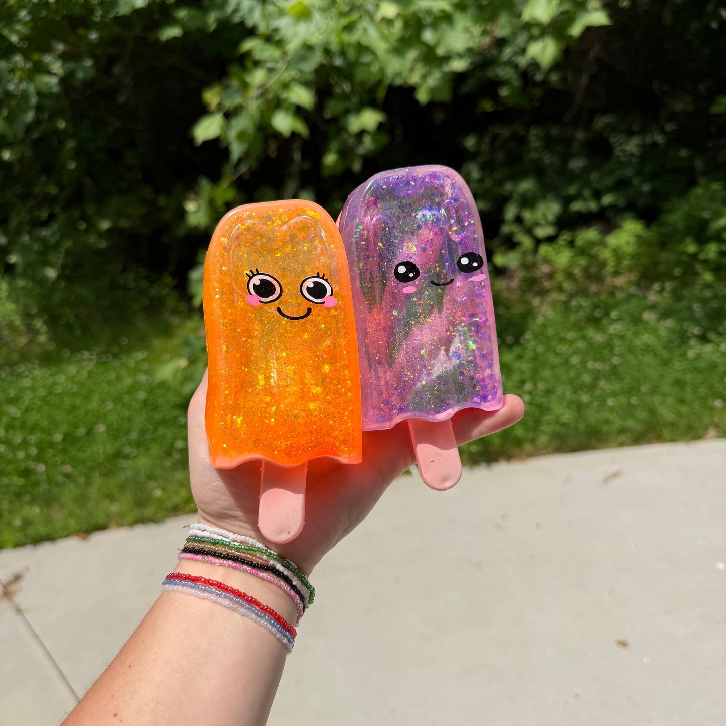 Squishy Toy - Slow Glitter Popsicle-on hand
