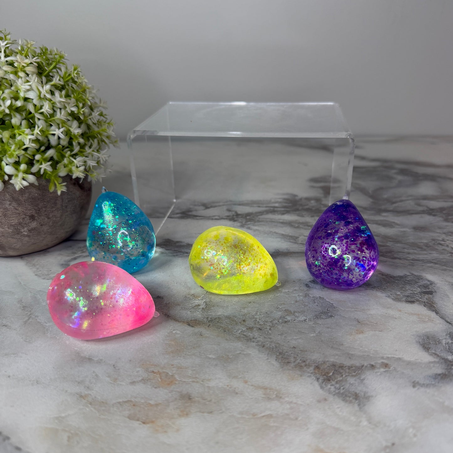 Squishy Toy - Ice Cube Teardrop-on hand