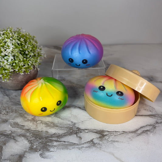 Squishy Toy - Viral Dumpling, Ombré-on hand