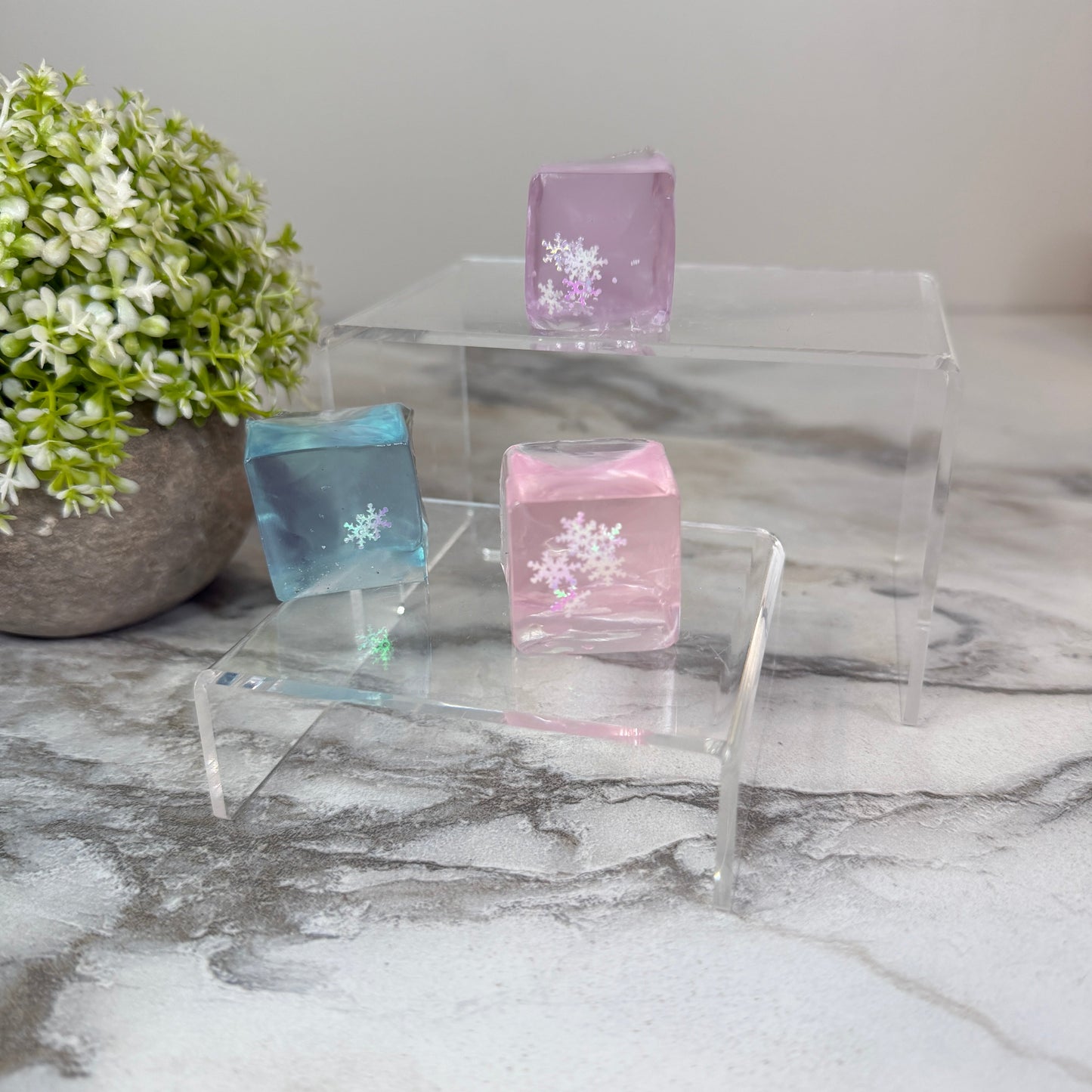 Squishy Toy - Ice Cube Snowflake-on hand