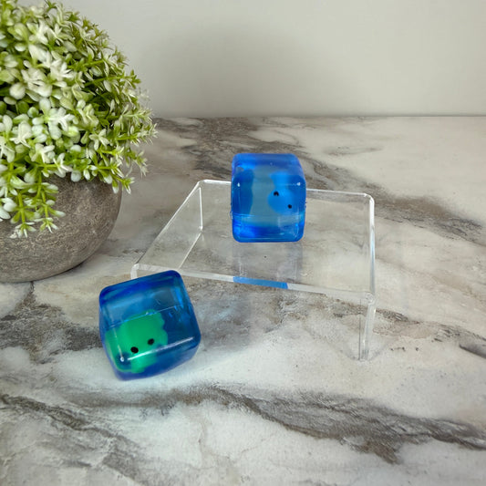Squishy Toy - Ice Ice Baby Blue Creature Cube-on hand